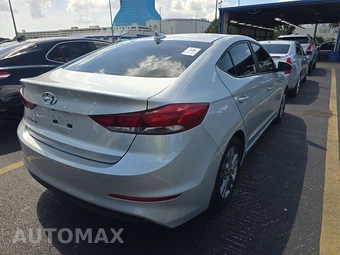 2018 Hyundai Elantra SEL Sedan - miniatura 4