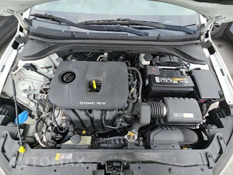 2018 Hyundai Elantra SEL Sedan – miniatura 15