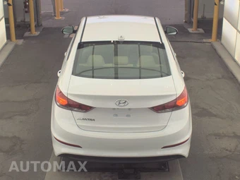 2018 Hyundai Elantra SEL Sedan – miniatura 5