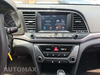 2018 Hyundai Elantra SEL Sedan – miniatura 10