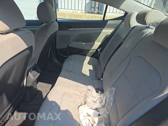 2018 Hyundai Elantra SEL Sedan – miniatura 13