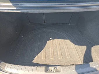 2018 Hyundai Elantra SEL Sedan – miniatura 16