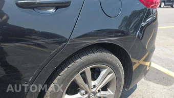 2018 Hyundai Elantra SEL Sedan – miniatura 26