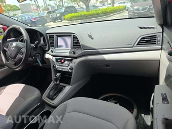 2018 Hyundai Elantra SEL Sedan – miniatura 16