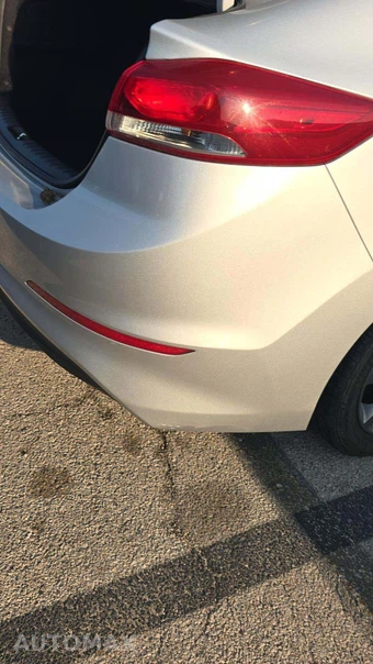 2018 Hyundai Elantra SEL Sedan – miniatura 24