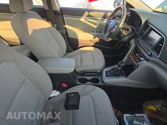 2018 Hyundai Elantra SEL Sedan – miniatura 8