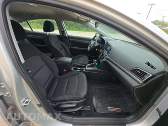 2018 Hyundai Elantra SEL Sedan – miniatura 15