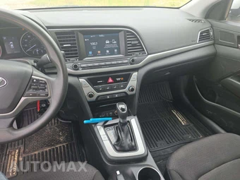 2018 Hyundai Elantra SEL Sedan – miniatura 7