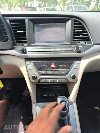 2018 Hyundai Elantra SEL Sedan - miniatura 21