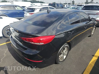 2018 Hyundai Elantra SEL Sedan – miniatura 4