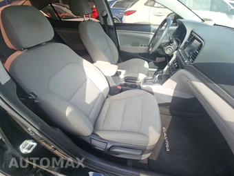 2018 Hyundai Elantra SEL Sedan – miniatura 8