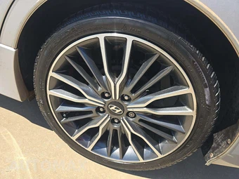 2018 Hyundai Elantra Sport Sedan - miniatura 22