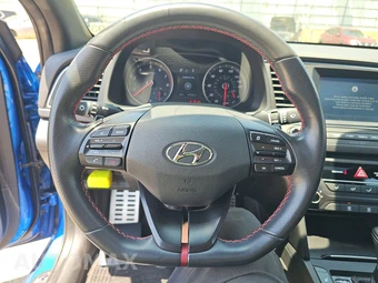 2018 Hyundai Elantra Sport Sedan - miniatura 12