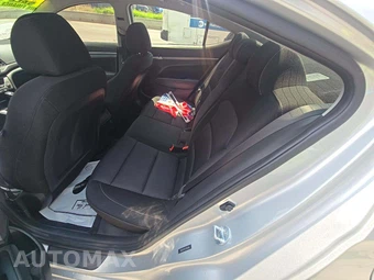 2018 Hyundai Elantra Value Edition Sedan - miniatura 13