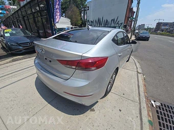 2018 Hyundai Elantra Value Edition Sedan - miniatura 3
