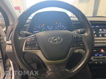 2018 Hyundai Elantra Value Edition Sedan – miniatura 10