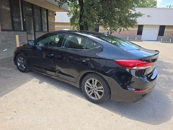 2018 Hyundai Elantra Value Edition Sedan - miniatura 2