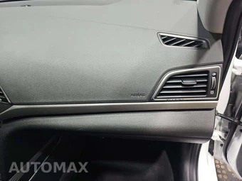 2018 Hyundai Elantra Value Edition Sedan - miniatura 19