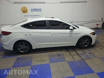 2018 Hyundai Elantra Value Edition Sedan - miniatura 4