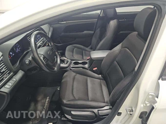 2018 Hyundai Elantra Value Edition Sedan - miniatura 6