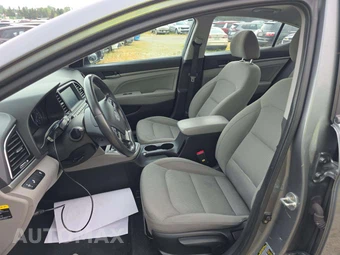 2018 Hyundai Elantra Value Edition Sedan – miniatura 3