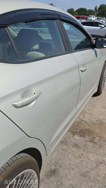 2018 Hyundai Elantra Value Edition Sedan - miniatura 25