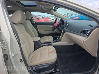 2018 Hyundai Elantra Value Edition Sedan - miniatura 8