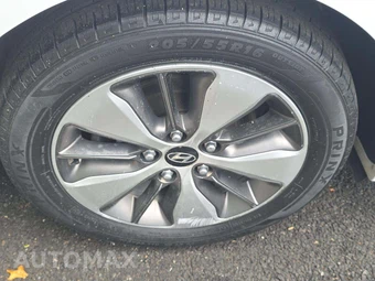2018 Hyundai Ioniq Plug-In Hybrid Limited - miniatura 25