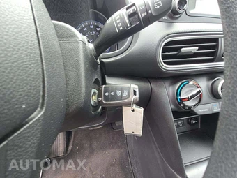 2018 Hyundai Kona SE - miniatura 8