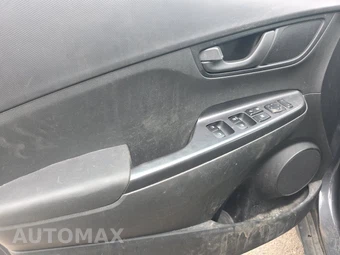 2018 Hyundai Kona SEL – miniatura 9