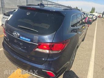 2018 Hyundai Santa Fe SE - miniatura 4