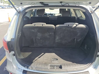 2018 Hyundai Santa Fe SE – miniatura 17