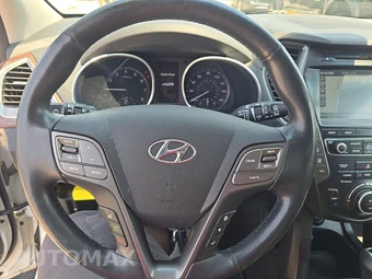 2018 Hyundai Santa Fe SE Ultimate - miniatura 16