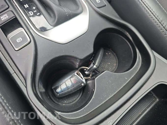 2018 Hyundai Santa Fe SE Ultimate – miniatura 5