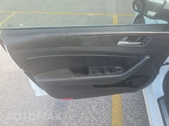2018 Hyundai Sonata Limited – miniatura 9