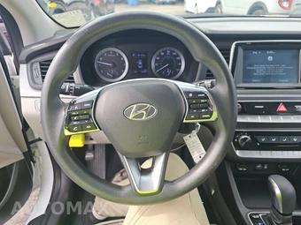 2018 Hyundai Sonata SE - miniatura 10