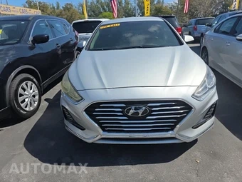 2018 Hyundai Sonata SE – miniatura 2