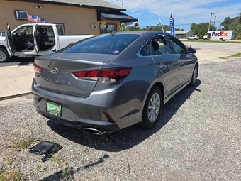 2018 Hyundai Sonata SE – miniatura 3