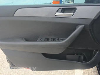 2018 Hyundai Sonata SE – miniatura 9