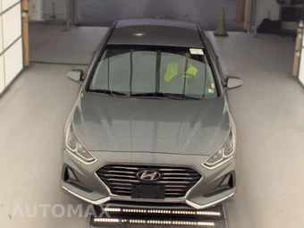 2018 Hyundai Sonata SE - miniatura 2