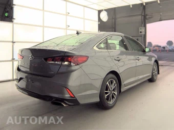 2018 Hyundai Sonata SE - miniatura 4