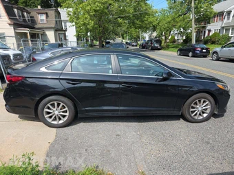 2018 Hyundai Sonata SE - miniatura 4