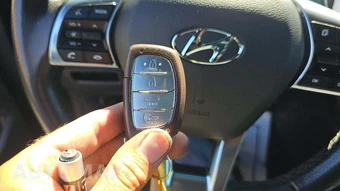 2018 Hyundai Sonata Sport - miniatura 17