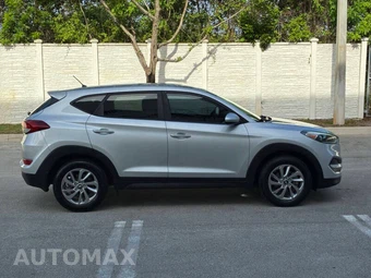 2018 Hyundai Tucson SE - miniatura 4
