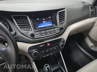 2018 Hyundai Tucson SE - miniatura 11
