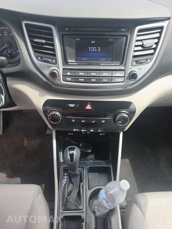 2018 Hyundai Tucson SE – miniatura 11