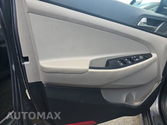 2018 Hyundai Tucson SEL – miniatura 9
