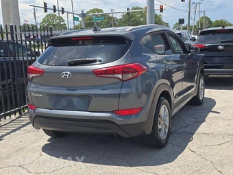 2018 Hyundai Tucson SEL - miniatura 3