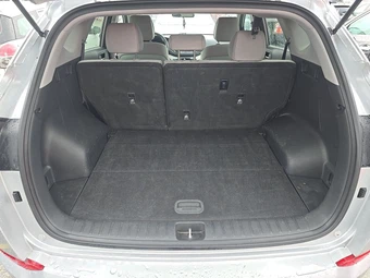 2018 Hyundai Tucson SEL - miniatura 16