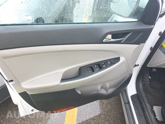 2018 Hyundai Tucson SEL - miniatura 9
